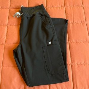 Figs Black High Waisted Yola Scrub Pants